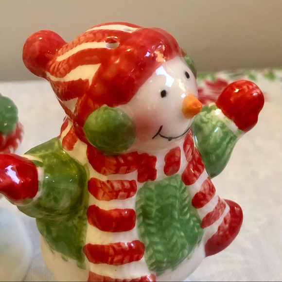 Snowmen Salt and Pepper Shakers Christmas Decor Lady Jayne LTD. Snowman - Picture 5 of 11